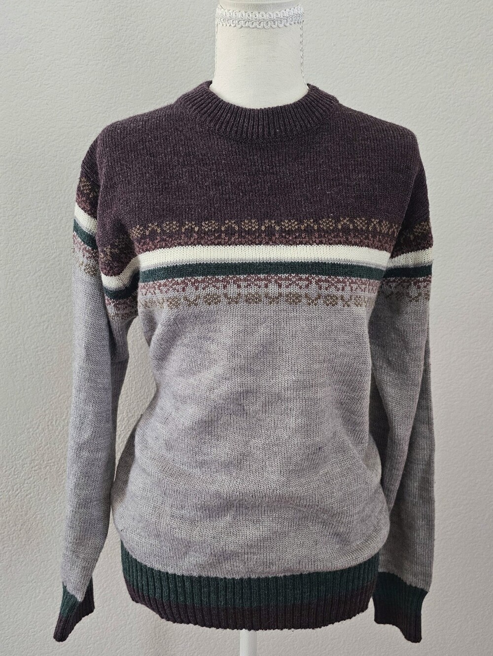 90s South Channel Pullover Crewneck Jumper. Womand Size Large